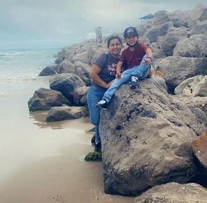 Meet your Posher, Yessica